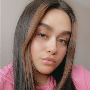 Meet your Posher, Gabby